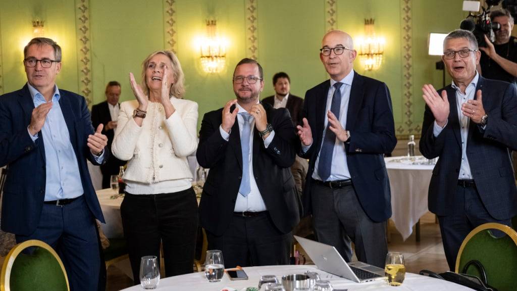 Freude über die Abschaffung des Eigenmietwerts beim bürgerlichen Pro-Komitee.