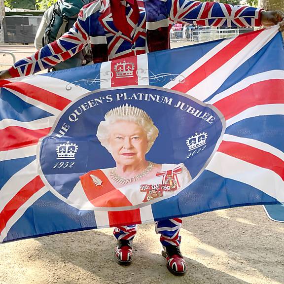 Vereinigtes Königreich feiert 70 Jahre Queen