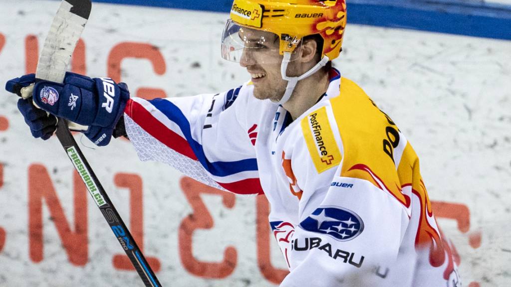 Im letzten Jahr im Dress der ZSC Lions Topskorer, jetzt als Temprärverstärkung der GCK Lions matchentscheidend gegen Kloten: Pius Suter. (Archivbild)