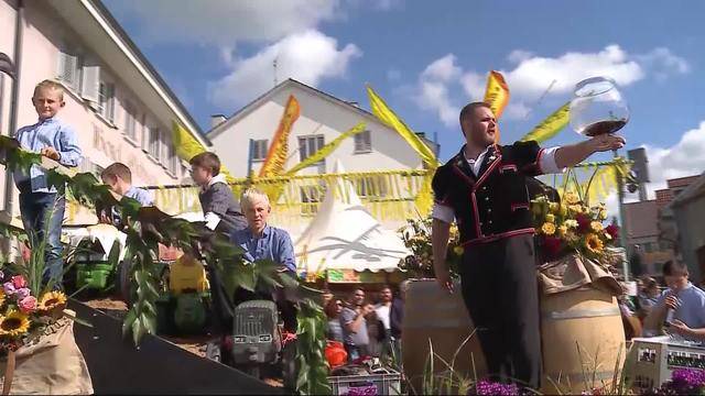 Feuchtfröhliches Döttinger Winzerfest