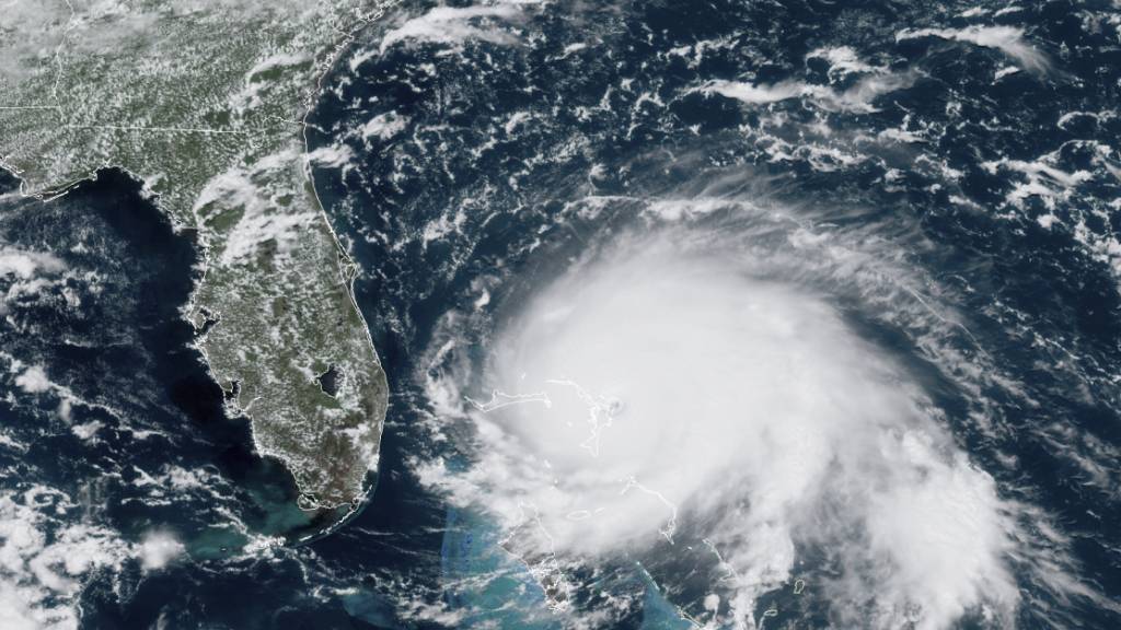 Aufgrund des herannahenden Hurrikans «Dorian» müssen Hunderttausende in den USA laut einer Behördenanweisung ihre Häuser verlassen.