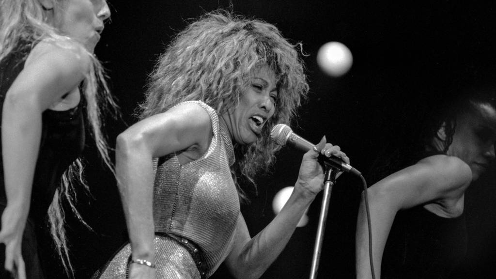 Weggefährten blicken auf das Leben von Tina Turner zurück