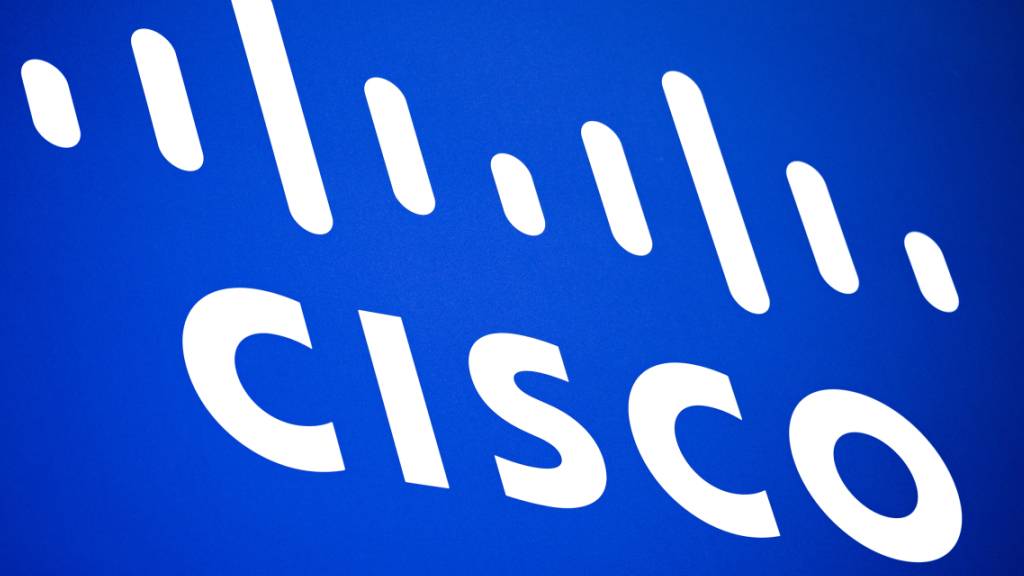Der Netzwerk-Ausrüster Cisco hat seine Umsatzprognose für das laufende Geschäftsjahr schon nach den ersten drei Monaten gesenkt. Bei Anlegern kam das schlecht an: Die Aktie fiel im nachbörslichen US-Handel am Mittwoch zeitweise um rund zehn Prozent. (Archivbild)