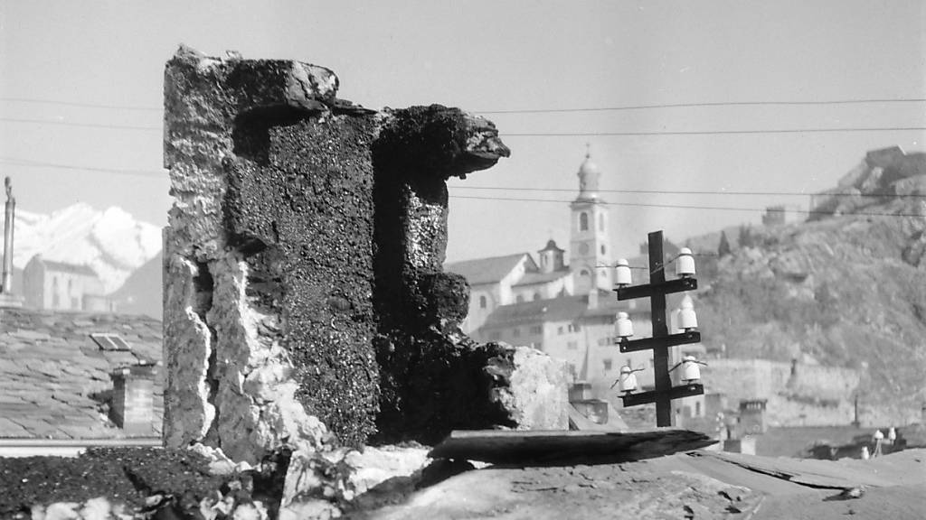 Ein Erdbeben in der Grössenordnung von jenem im Kanton Wallis im Jahr 1946 würde heute Milliardenschäden verursachen. Der Bund will sich für ein solches Ereignis wappnen. (Archivbild)