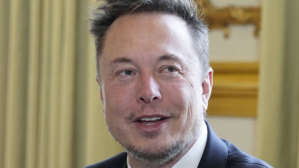 Tech-Milliardär Elon Musk hat grosse Ambitionen für seine eigene Firma zur Entwicklung Künstlicher Intelligenz: Sie soll «die wahre Natur des Universums begreifen». Musk gab das Ziel bei der offiziellen Vorstellung des Unternehmens mit dem Namen xAI am Mittwoch aus. (Archivbild)