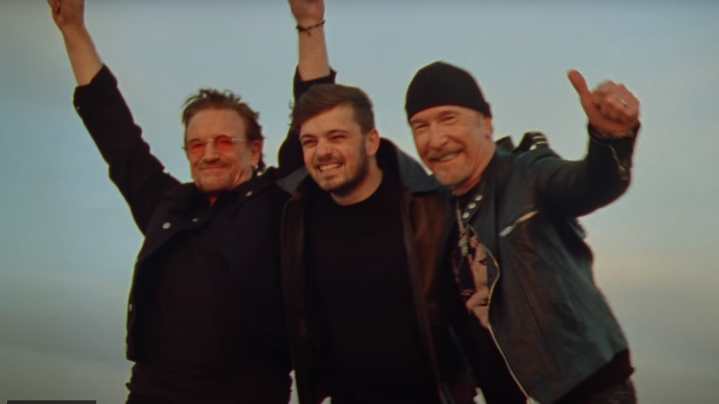 Bono, Martin Garrix und The Edge stecken hinter dem Song.