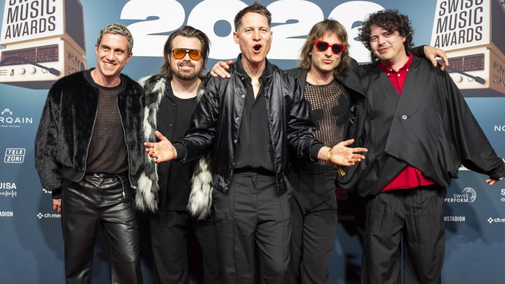 Hecht räumten an den Swiss Music Awards im März ab, wenige Monate später landen sie nun mit einem ausverkauften Letzigrund-Konzert ihren nächsten Erfolg. (KEYSTONE/Andreas Becker)