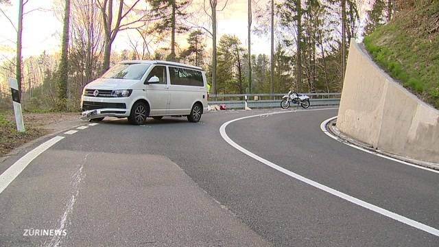 Hausen am Albis: Tödlicher Motorradunfall