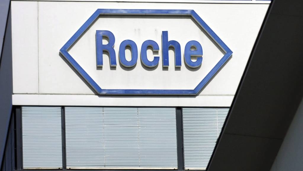 Der Pharmahersteller Roche beliefert die Schweiz mit Antikörper-Cocktails gegen das Coronavirus. (Archivbild)