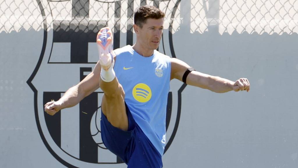 Robert Lewandowski beim Aufwärmen: Der Pole verlässt in Bälde den FC Barcelona