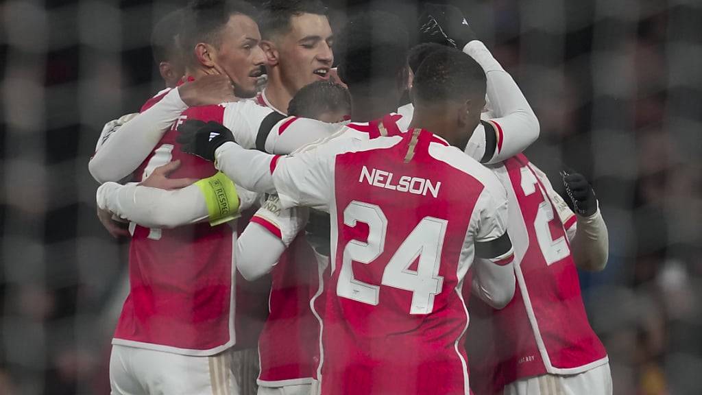 Arsenal konnte gegen das überforderte Lens gleich sechsmal jubeln