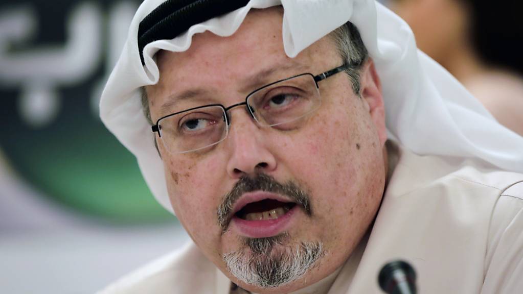 ARCHIV - Der saudische Journalist Jamal Khashoggi, aufgenommen im Jahr 2015. Foto: Hasan Jamali/AP/dpa