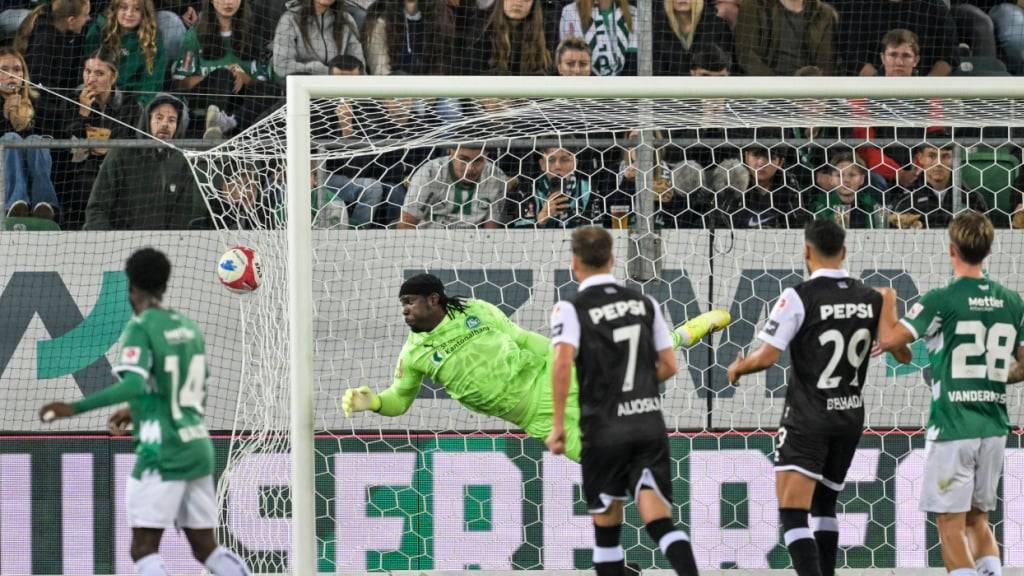 St. Gallens Goalie Lawrence Ati Zigi verteidigte den 1:0-Vorsprung in der Schlussphase