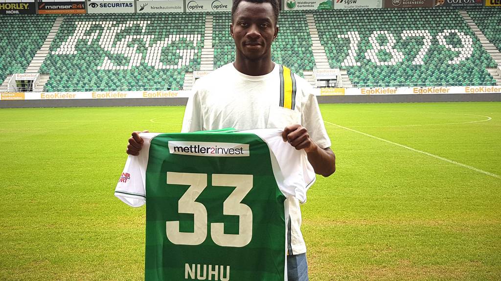 Der 21-jährige Musah Nuhu wird die Nummer 33 tragen.