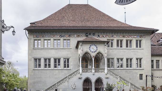 Nein-Komitee warnt vor dringlicher Gesetzgebung im Kanton Bern