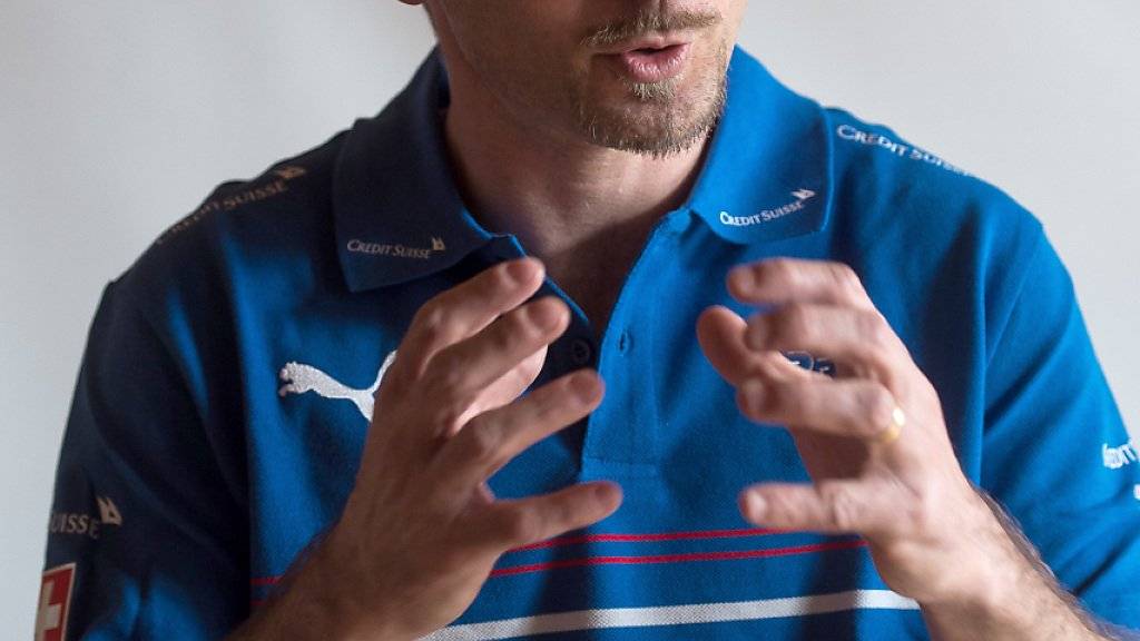 Mauro Lustrinelli, im Bild als Assistenztrainer der Schweizer U21, will sich mit Thun für einen Profi-Trainervertrag empfehlen