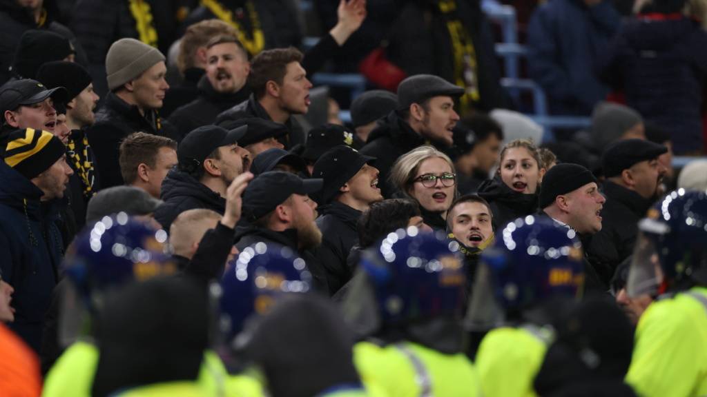 Fans der Young Boys und Ordnungshüter gerieten am Donnerstag beim Spiel gegen Aston Villa in Birmingham aneinander. (Archivbild)
