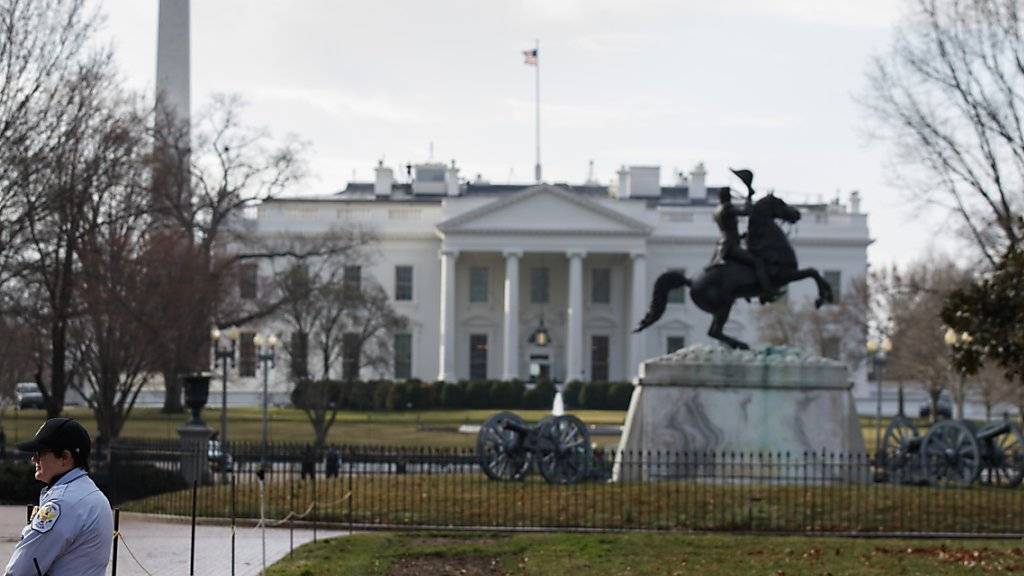 Das Weisse Haus in Washington erwägt nun offenbar doch zusätzliche Sanktionen gegen Russland. (Symbolbild)