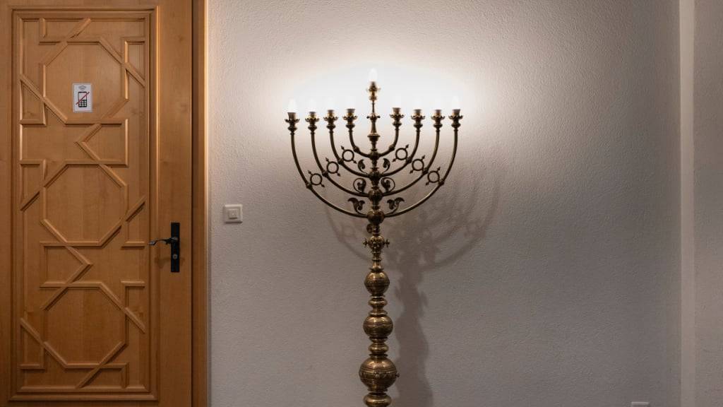 Nach der Zunahme antisemitischer Vorfälle beschloss der Luzerner Regierungsrat eine Verordnung über die Untersützung von Sicherheitsmassnahmen für Minderheiten. (Symbolbild)