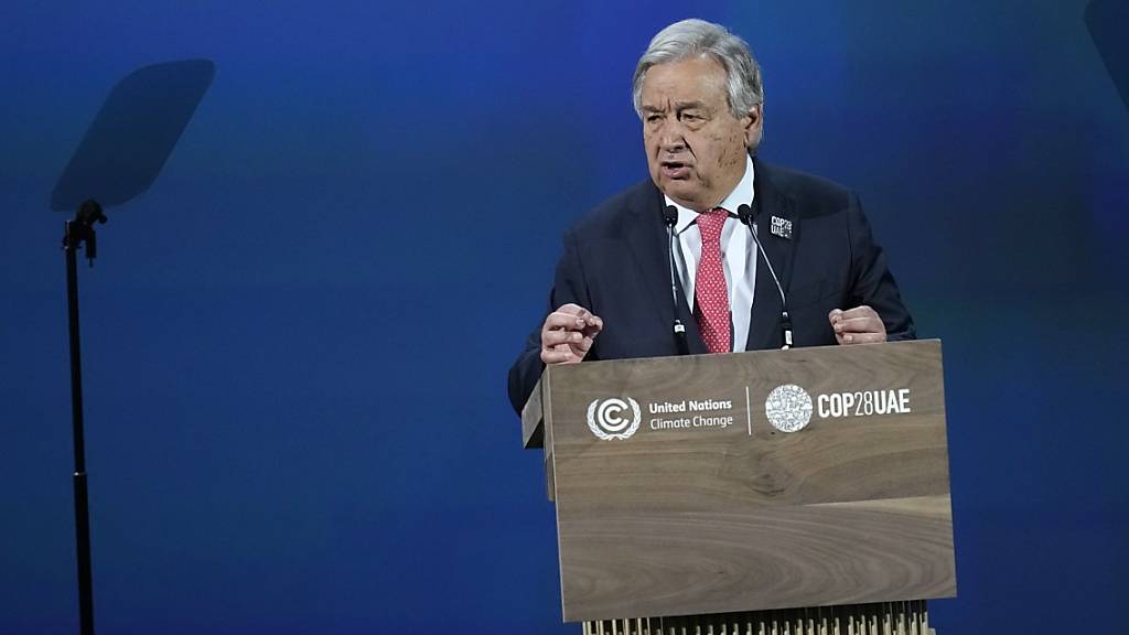 Weltklimakonferenz: UN-Generalsekretär António Guterres hat die Staats- und Regierungschefs zu Maßnahmen gegen den Klimawandel aufgerufen. Foto: Rafiq Maqbool/AP/dpa