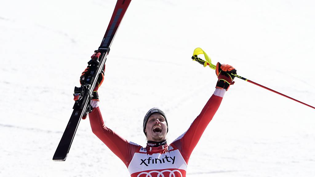 Manuel Feller bestätigt sich als Nummer 1 im Slalom