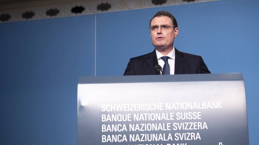 Thomas Jordan, Präsident des Direktoriums der Schweizerischen Nationalbank SNB, spricht über die Geldpolitik.