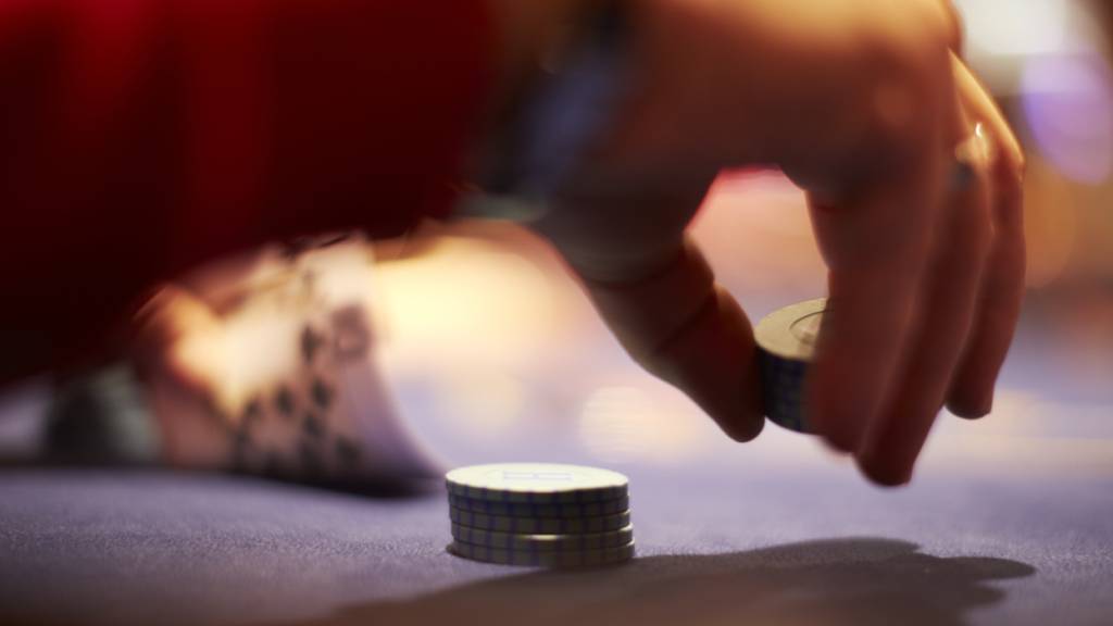 Kantonspolizei Zürich deckt illegales Geldspiel in Zwillikon auf