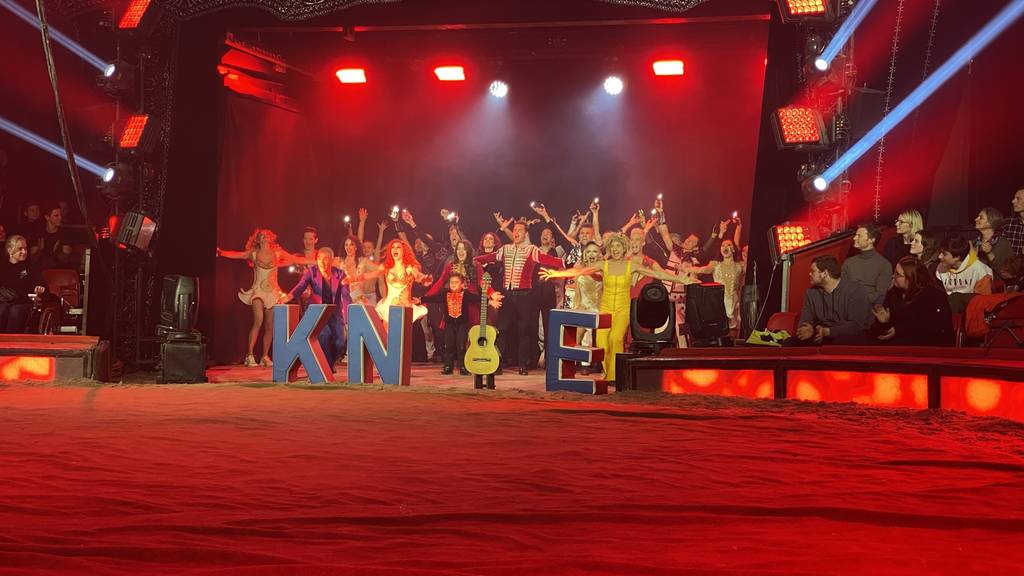 Akrobatik und Licht: Das war die Zirkus Premiere in Luzern