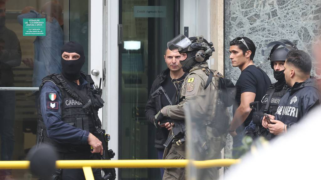 Banküberfall in Neapel: Täter entwischen der Polizei durch unterirdischen Tunnel