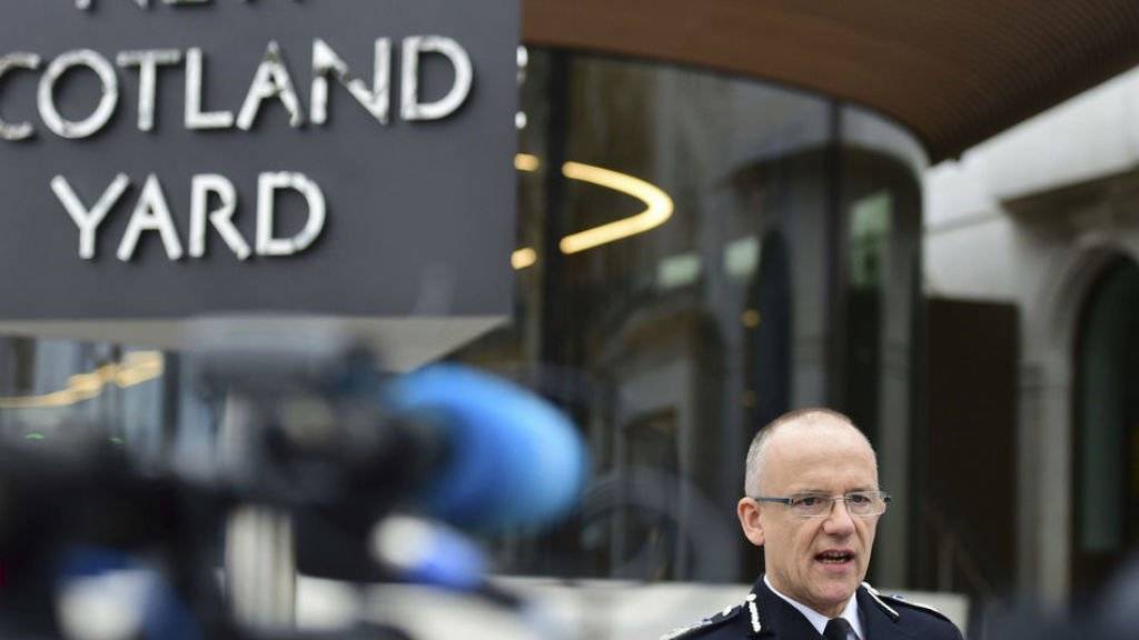 Mark Rowley, Anti-Terror-Chef bei Scotland Yard, spricht am Freitag in London zu den Medien.