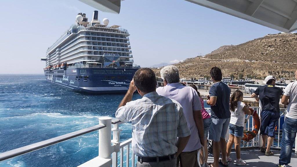Touristen reisen wegen Terror weniger. Im Bild ist der Hafen von Mykonos zu sehen. (Archiv)