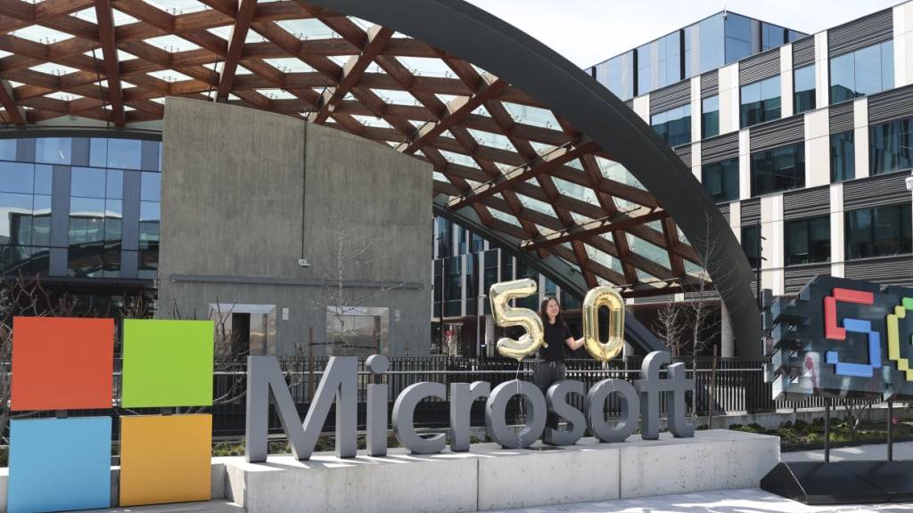 Microsoft setzt gross auf KI und Cloud-Angebote. Das zahlte sich im vergangenen Quartal erneut aus.
(Archivbild)