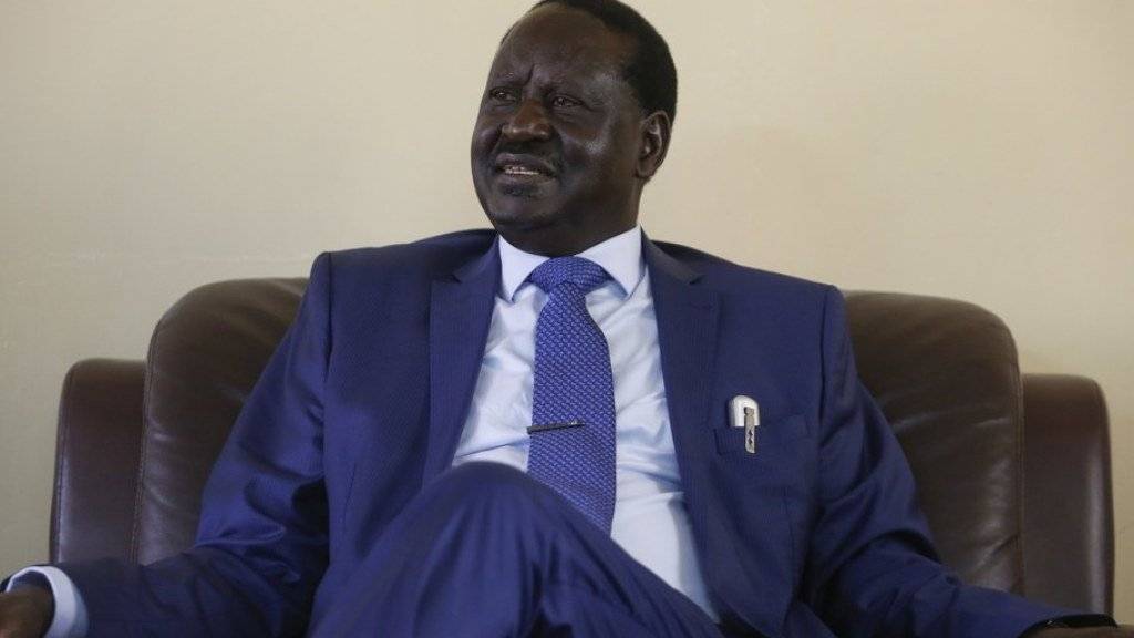 Raila Odinga steigt aus dem Rennen um die Präsidentschaft aus.
