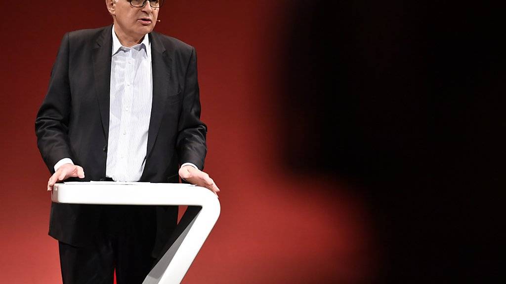 Ruedi Matter, Direktor Schweizer Radio und Fernsehen, tritt zurück.