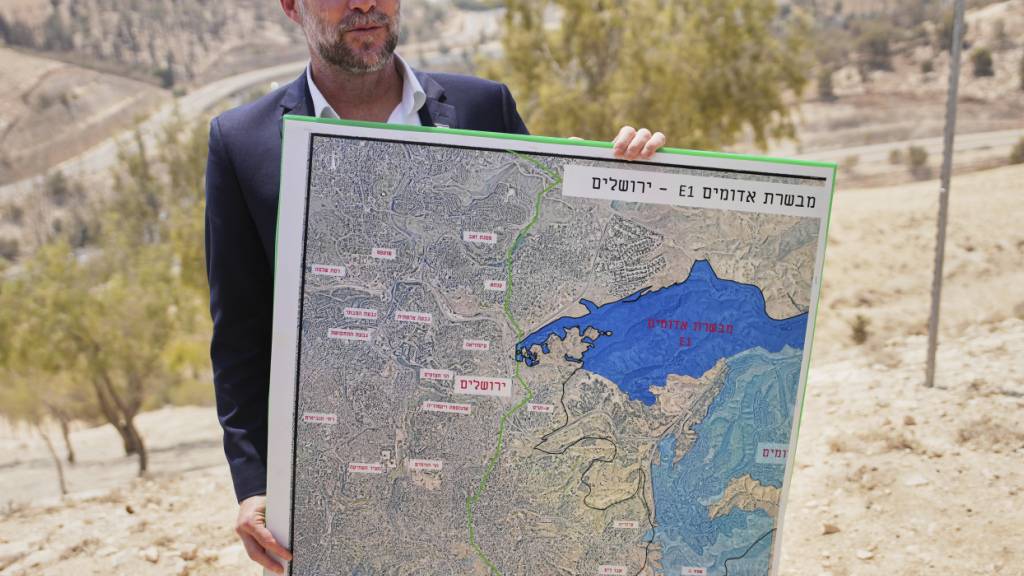 ARCHIV - Israels rechtsextremer Finanzminister Smotrich will den Siedlungsbau im Westjordanland weiter vorantreiben. Foto: Ohad Zwigenberg/AP/dpa