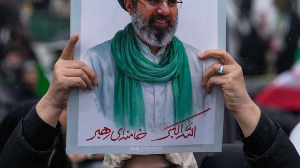 Mysteriöses Schweigen um Irans neuen Religionsführer