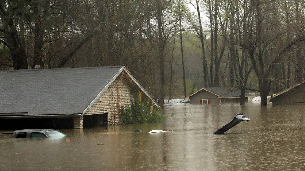 Schwere Überschwemmungen bei Haughton im Bundesstaat Louisiana