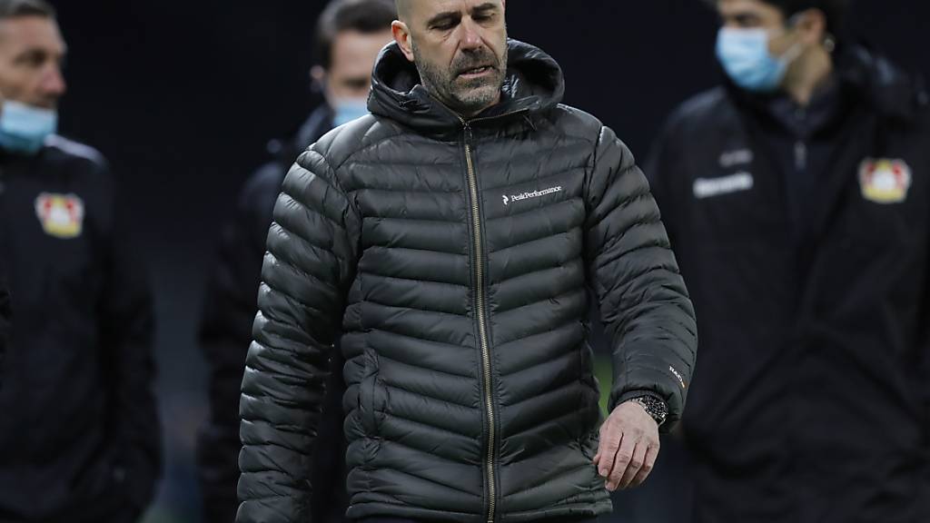 Leverkusens Chefcoach Peter Bosz musste sich fast bis zuletzt ärgern