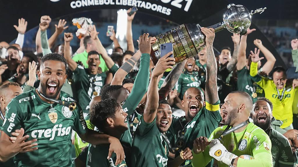 Die Spieler von Palmeiras feiern den erneuten Gewinn der  Copa Libertadores