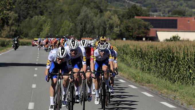 Corona-Tests bei der Tour: alle Fahrer negativ, Direktor positiv