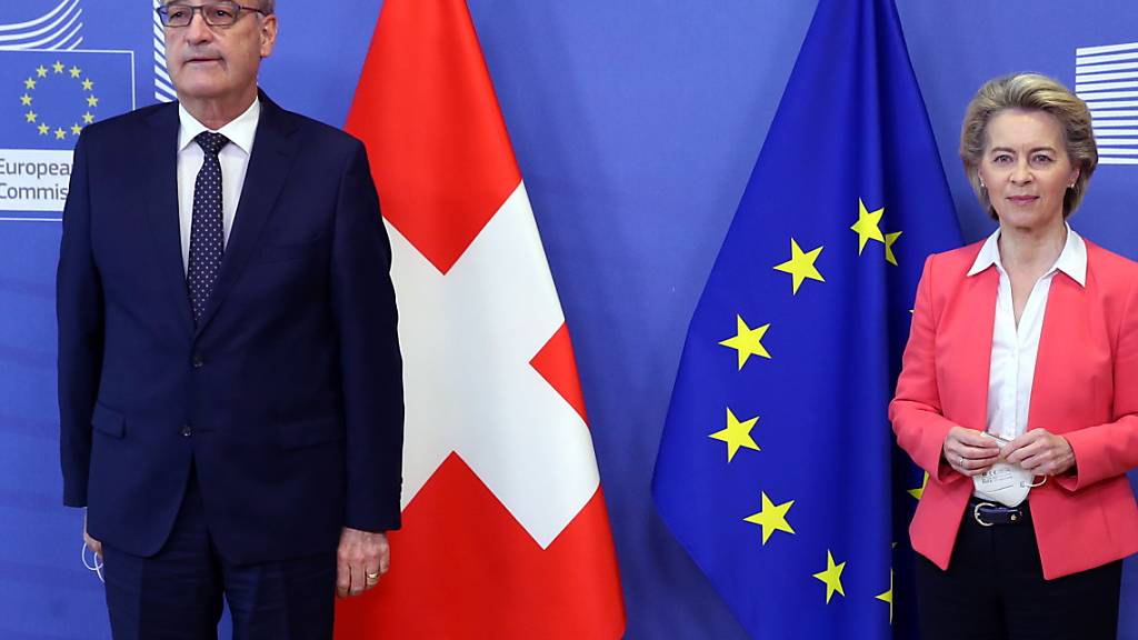 Bundespräsident Guy Parmelin und EU-Kommissionspräsidentin Ursula von der Leyen haben sich am Freitag in Brüssel getroffen. Wie gut die Gespräche verlaufen sind, ist zurzeit unklar.