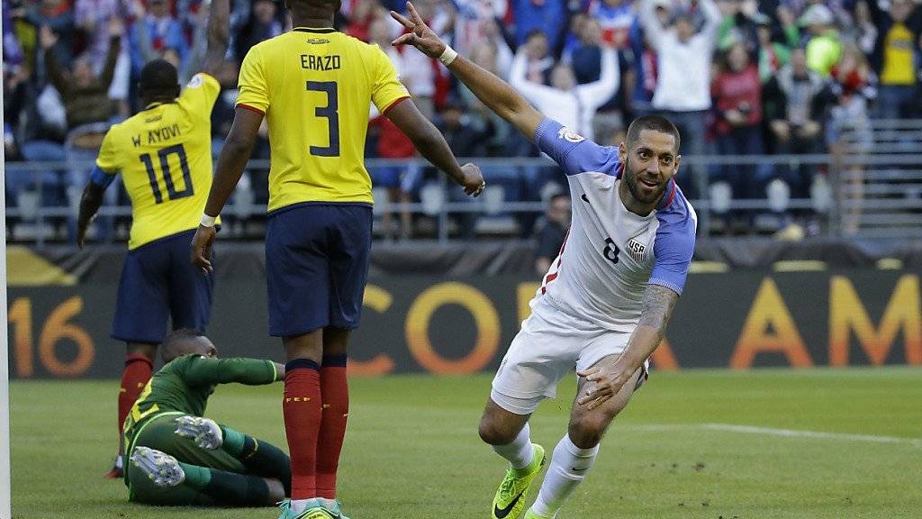 Brachte die USA im Viertelfinal der Copa America gegen Ecuador auf Siegeskurs: Clint Dempsey (rechts)