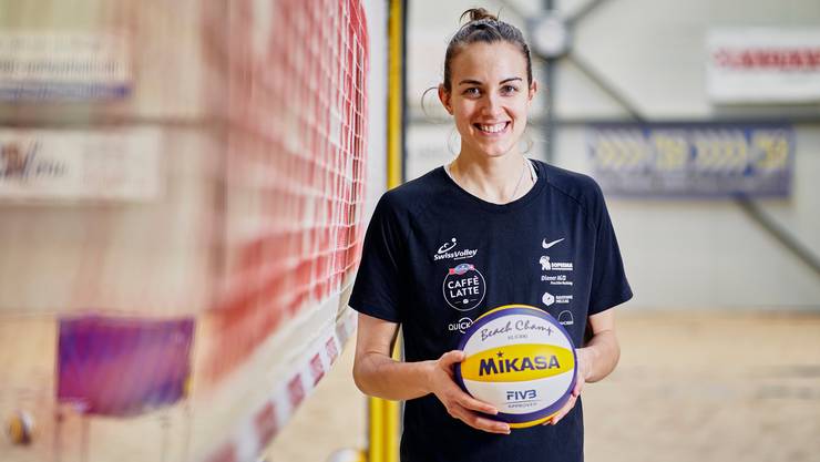 Tanja Hüberli nach Lungenembolie zurück im Sand - Sport ...