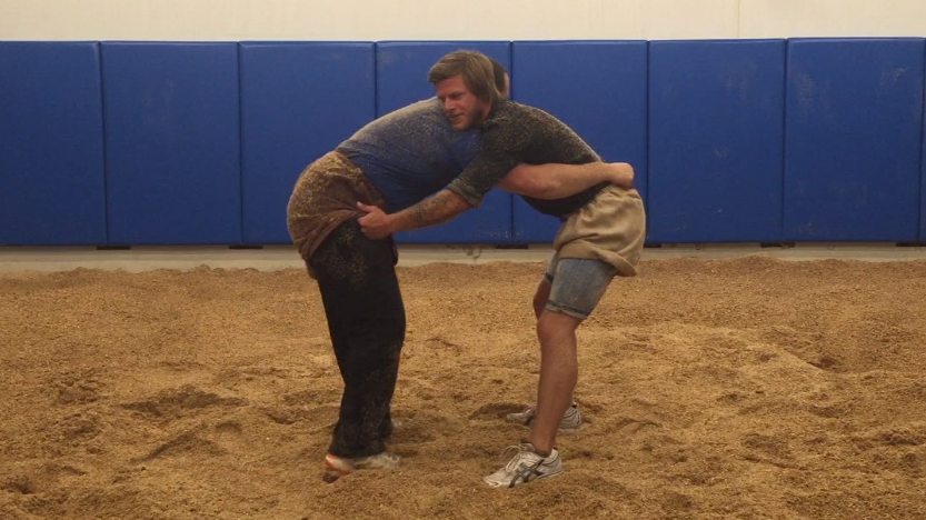 Morgen-Joe hat sich im Schwingen versucht.