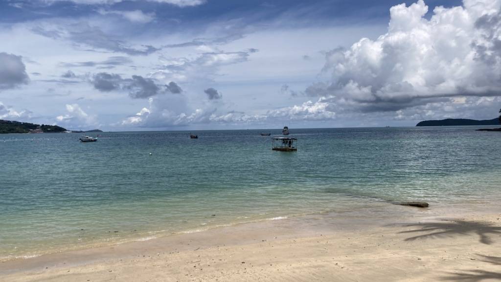 PRODUKTION - Die Bucht von Ao Yon im Süden von Phuket. Foto: Carola Frentzen/dpa/Symbolbild