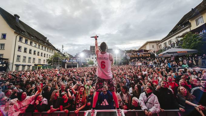 «Die grösste Tanzfläche der Stadt»: Halbzeit beim Stars in Town 