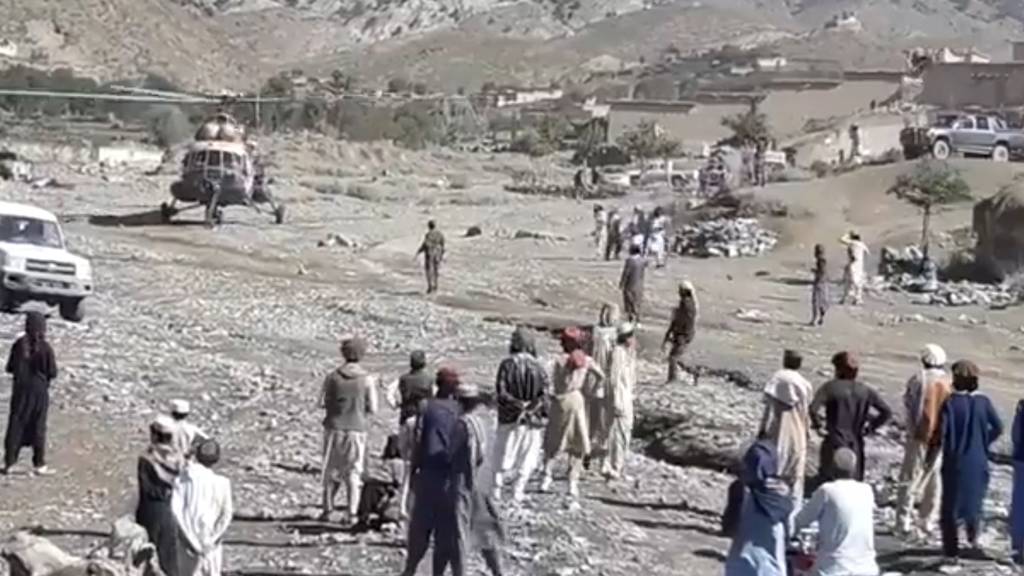 Rettungsarbeiten nach Erdbeben in Afghanistan dauern an