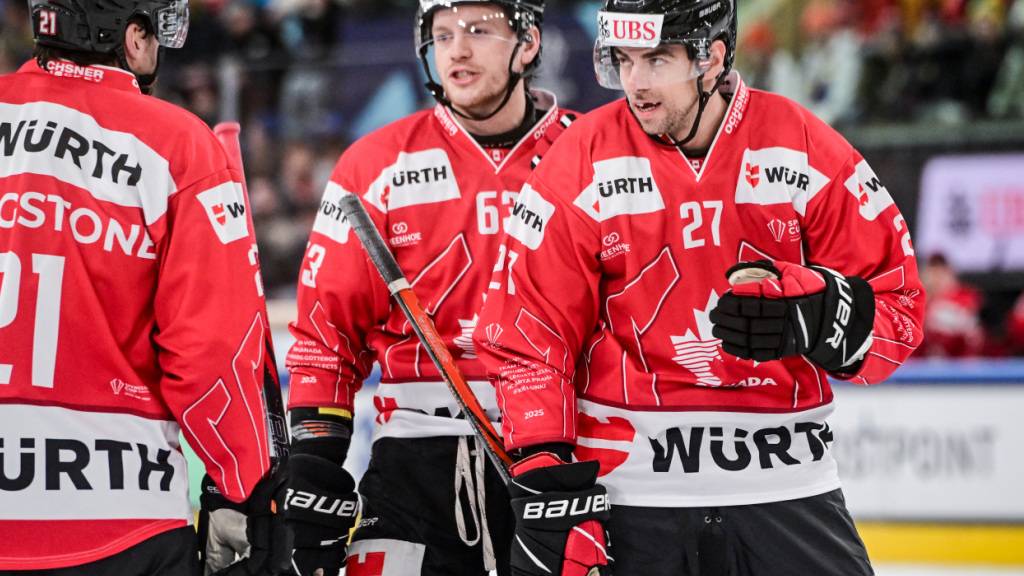 Das Team Canada. hier u.a. mit ZSC-Stürmer Derek Grant (rechts), war seit 1984 fester Bestandteil des Spengler Cup