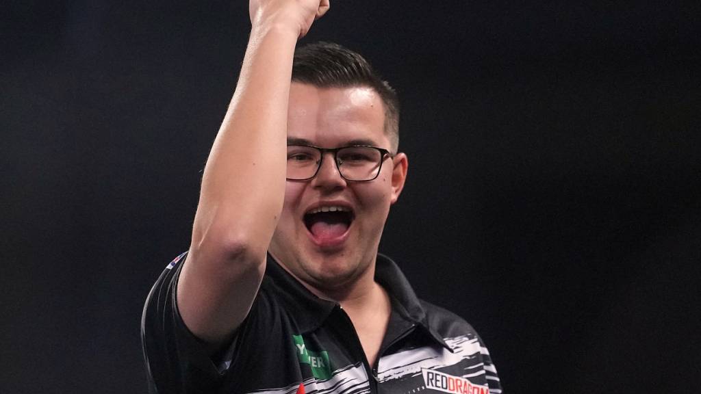 Gian van Veen feiert den Einzug in den WM-Final