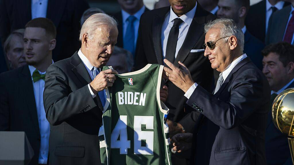 Joe Biden empfängt den NBA-Champion im Weissen Haus